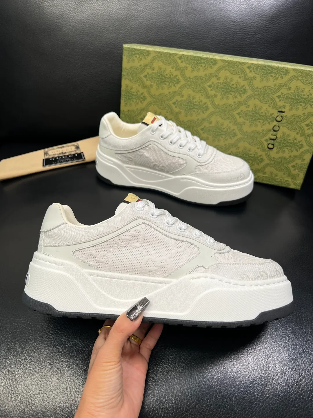 Men's shoes 💰840 Gucci high quality top crafts Gucci counter new original factory configuration, imported cowhide fabric from Italy, imported cowhide lining, breathable and comfortable, sole: original factory special supply original sole super comfortable, original factory and single goods, welcome to compare, code number 38-44 (customized 45 46)